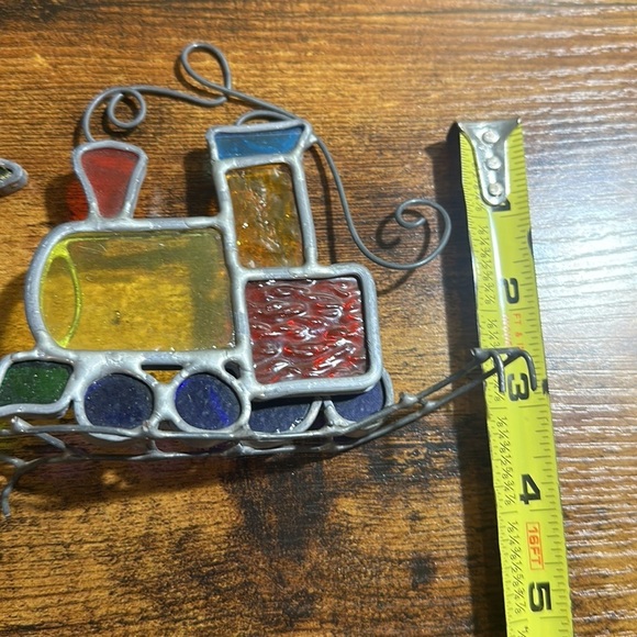 Set of 2‎ Suncatchers Fisherman and Train - Picture 3 of 5
